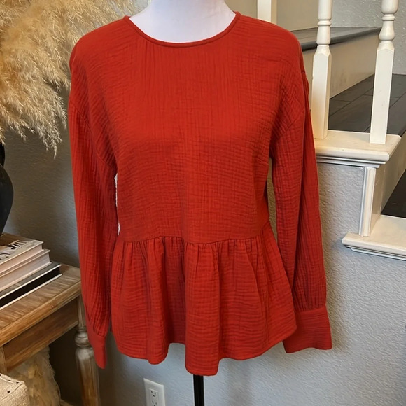Madewell LightSpun Button Back Peplum Top Size XS - Picture 3 of 11